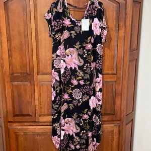Brand New LuLaROe Macy, XL